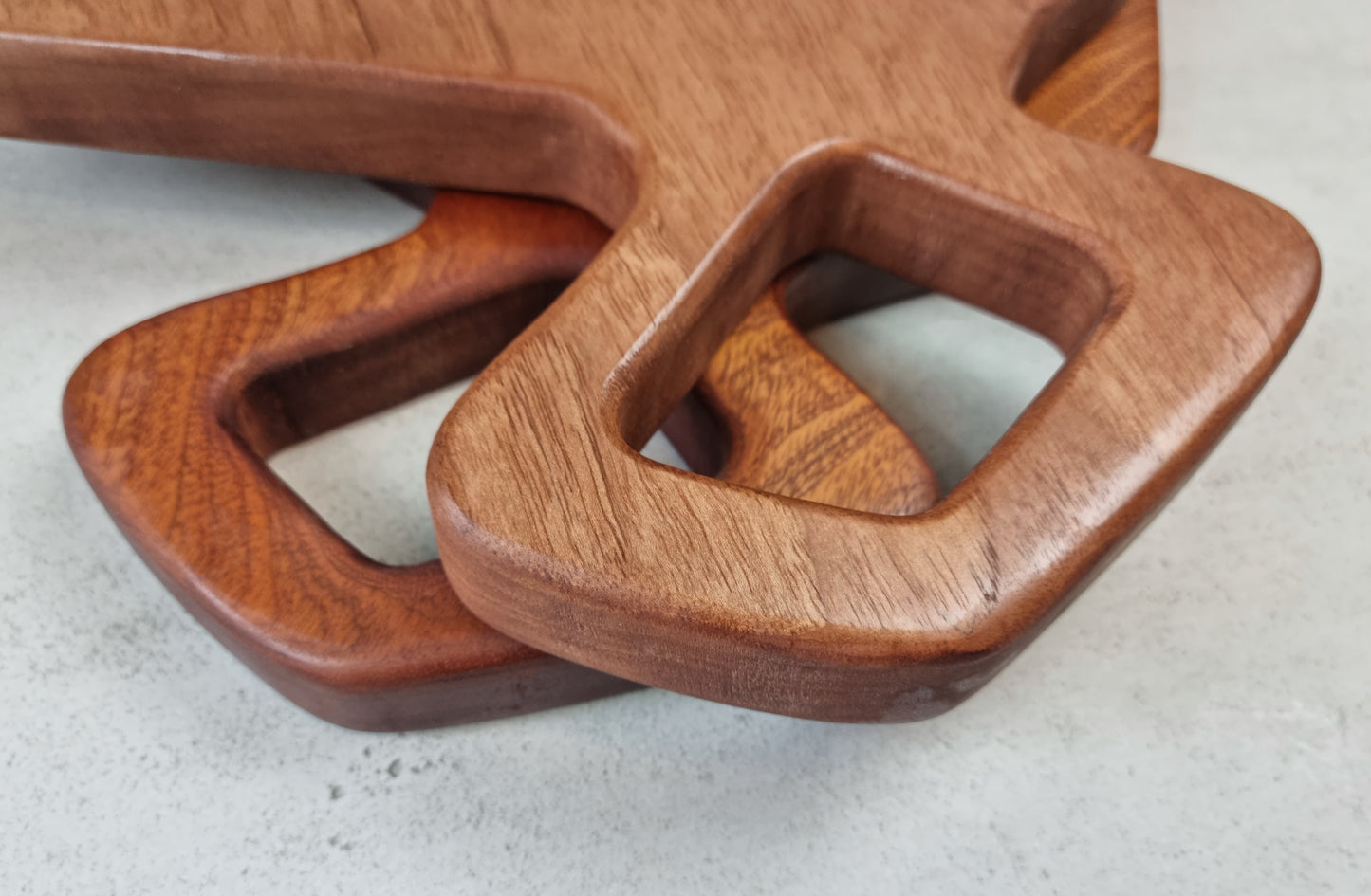 Charcuterie Board with Handle, Walnut